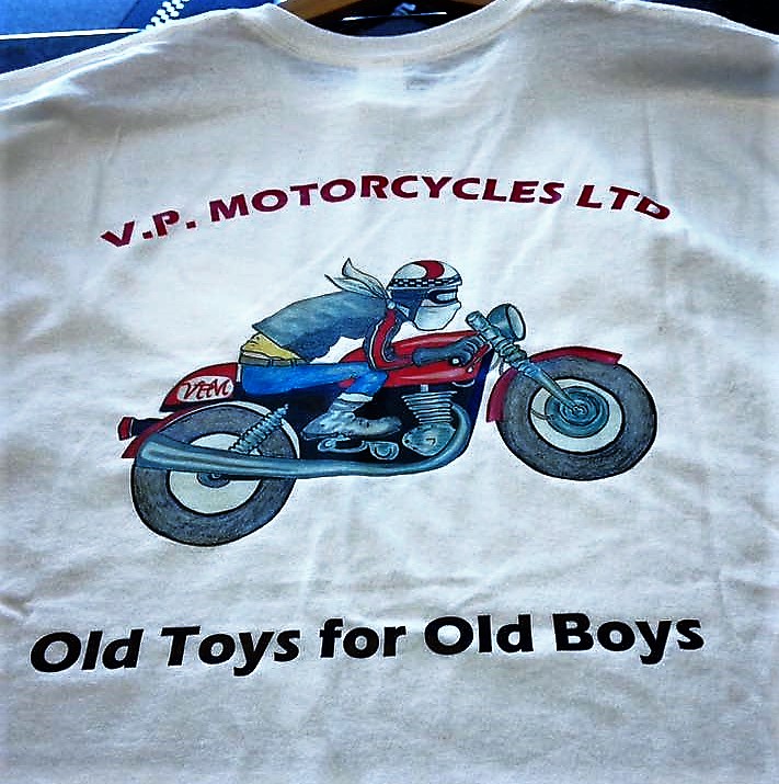OLD TOYS T SHIRT